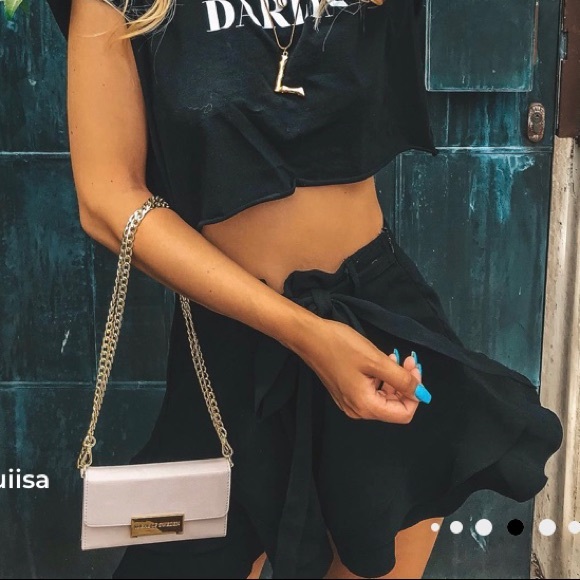 iPhone XR/ iPhone 11 Cream Clutch Case - Picture 1 of 4